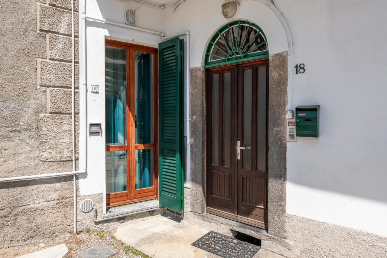 La Casa Del Pescatore Cernobbio Luaran gambar